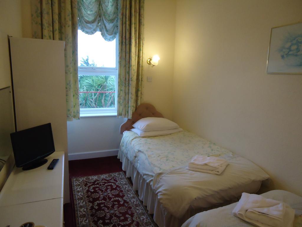 Abbey Court Hotel Torquay Exterior photo