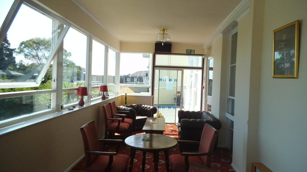 Abbey Court Hotel Torquay Exterior photo