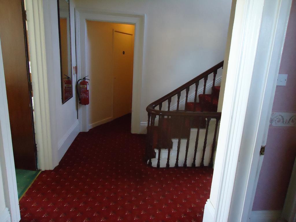 Abbey Court Hotel Torquay Exterior photo