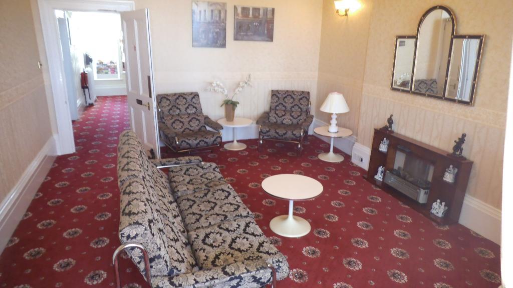 Abbey Court Hotel Torquay Exterior photo