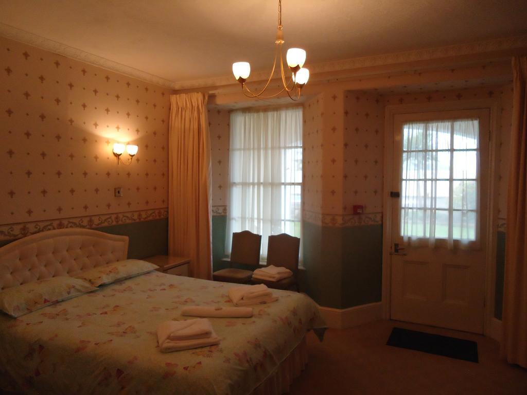 Abbey Court Hotel Torquay Room photo