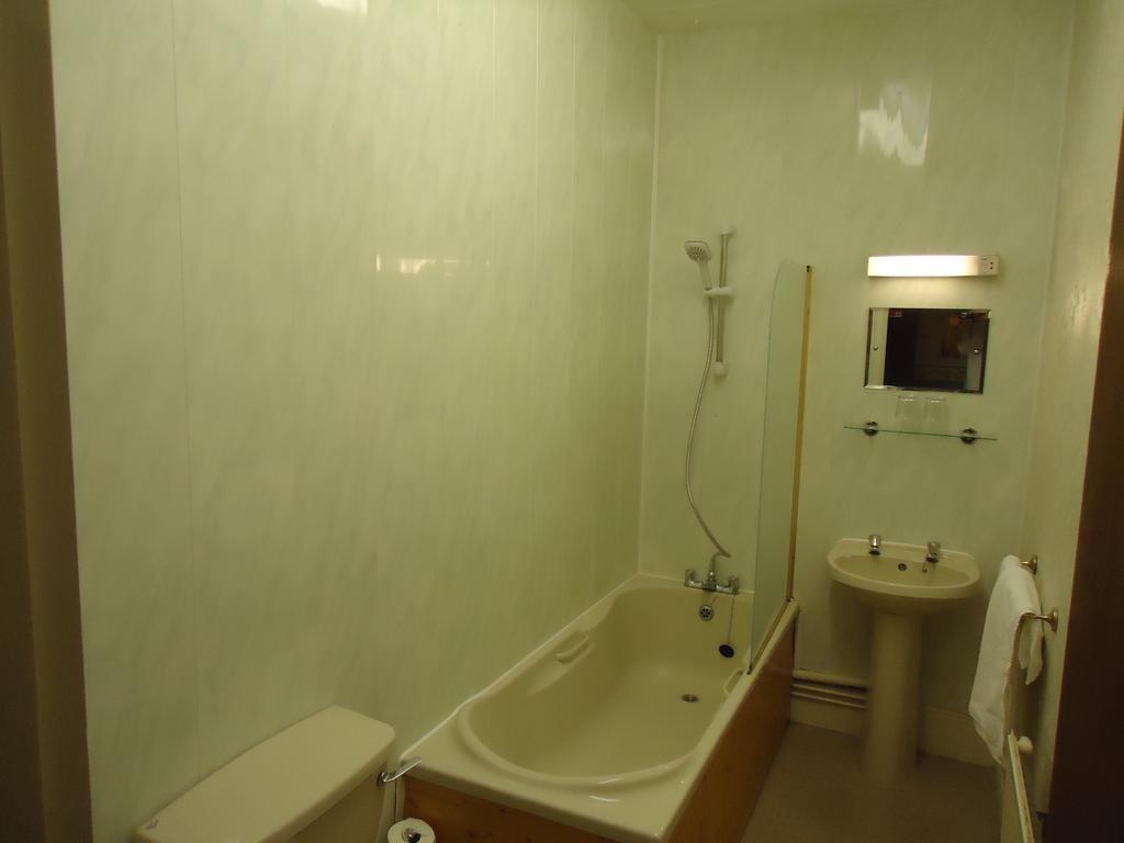 Abbey Court Hotel Torquay Room photo